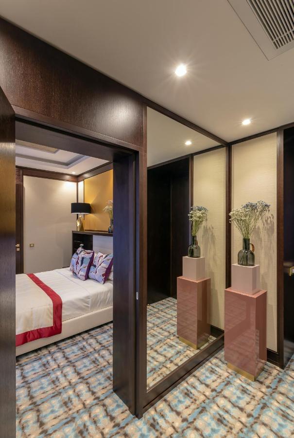 Soho Boutique Hotel นิปโปร ภายนอก รูปภาพ
