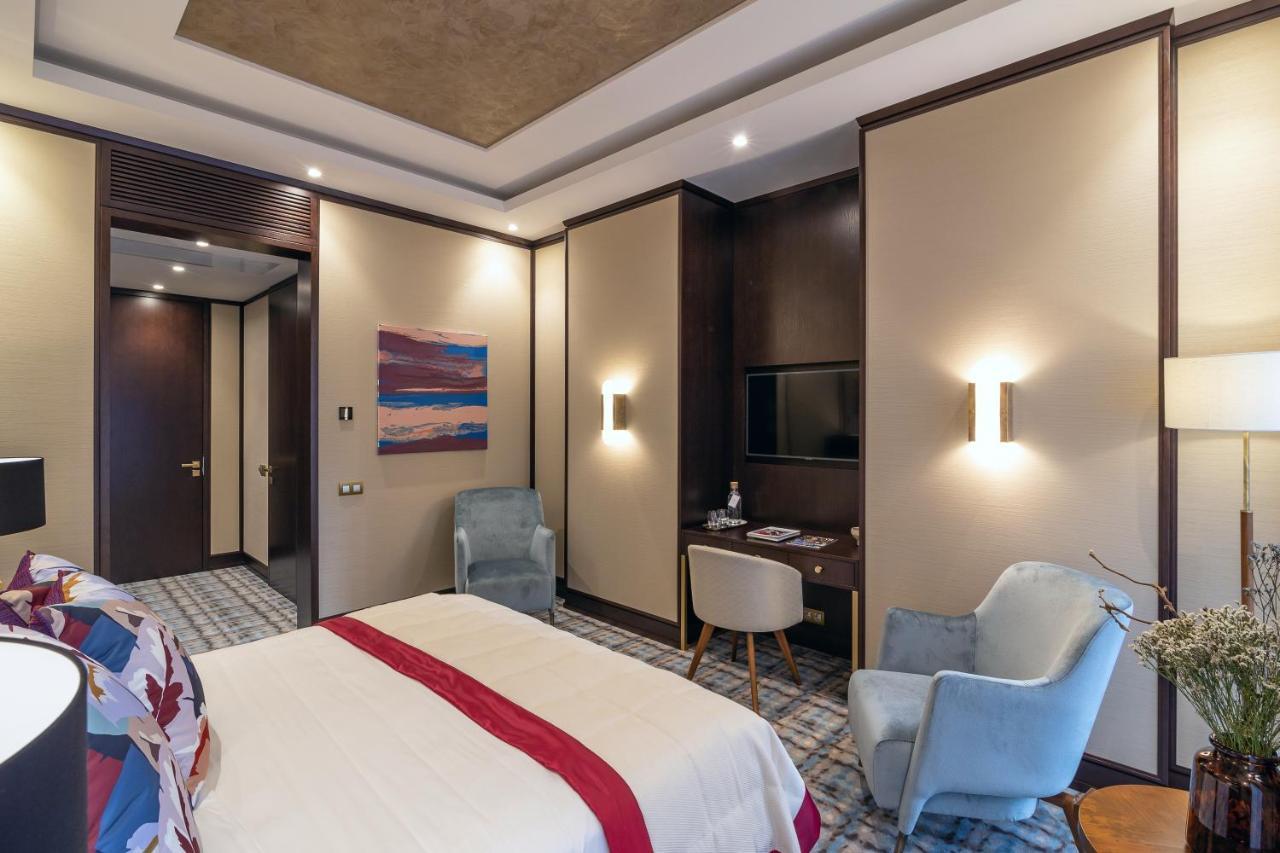 Soho Boutique Hotel นิปโปร ภายนอก รูปภาพ
